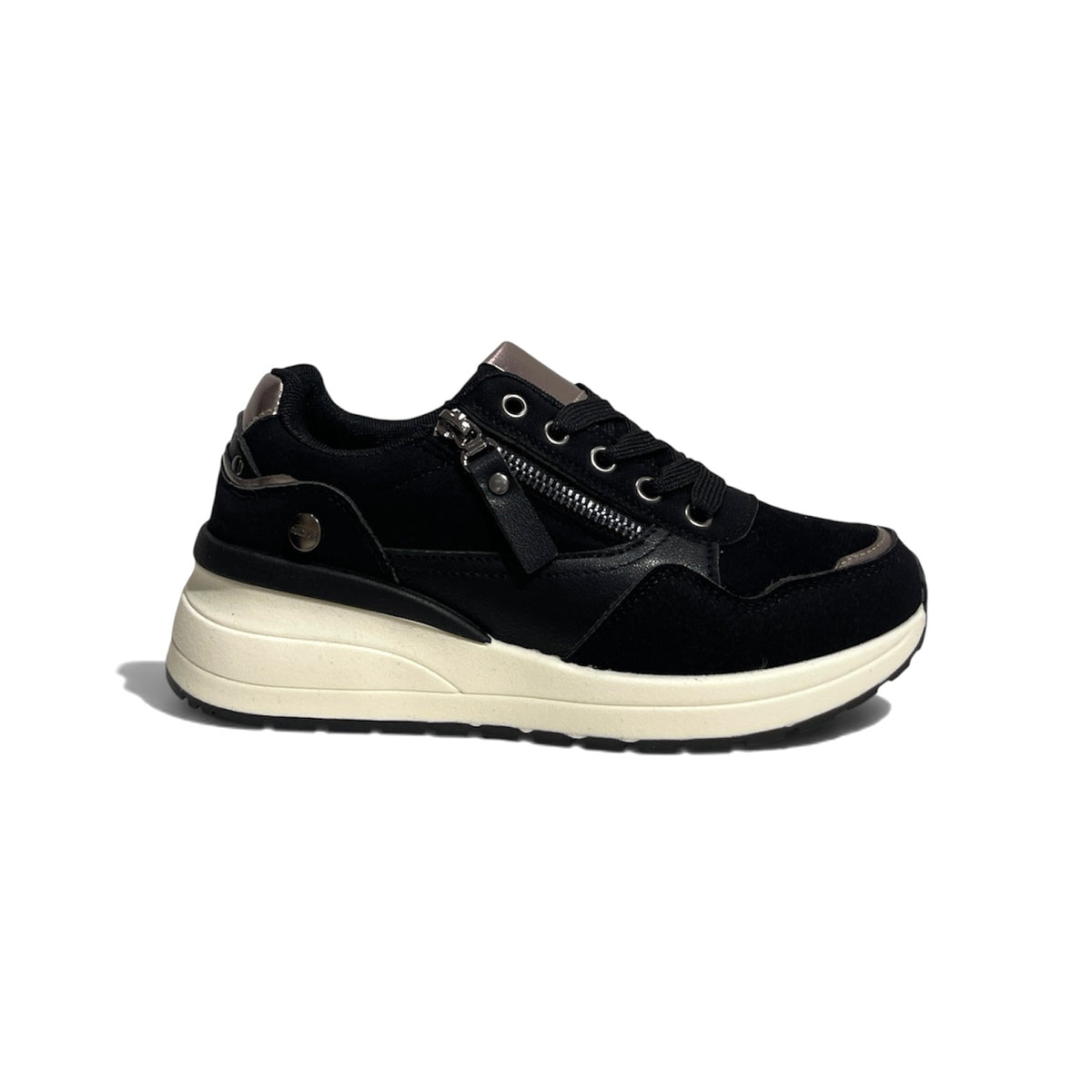 LUCY-SNEAKERS